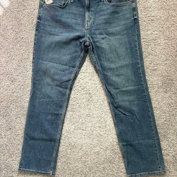 Men's Brand New Light Wash Jeans by Goodfellow & Co Size 40x30 - Picture 3 of 7